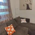 Goenyuei Alom Kucko شقة Gönyů
