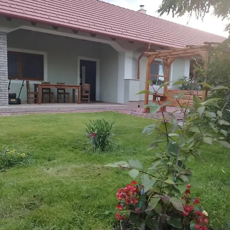 Goenyuei Alom Kucko 아파트 *